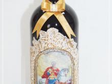 Червено вино с икона на Свети Мина+украса