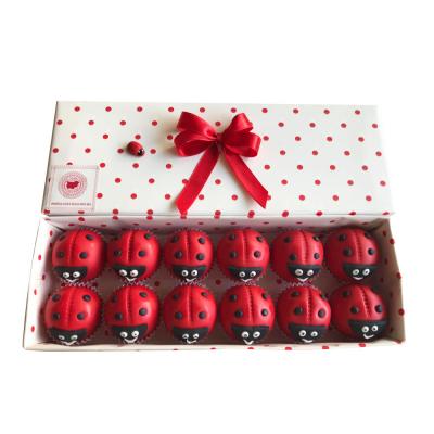 Кутия детски бонбони Червени калинки